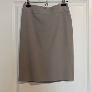 Banana Republic grey pencil skirt